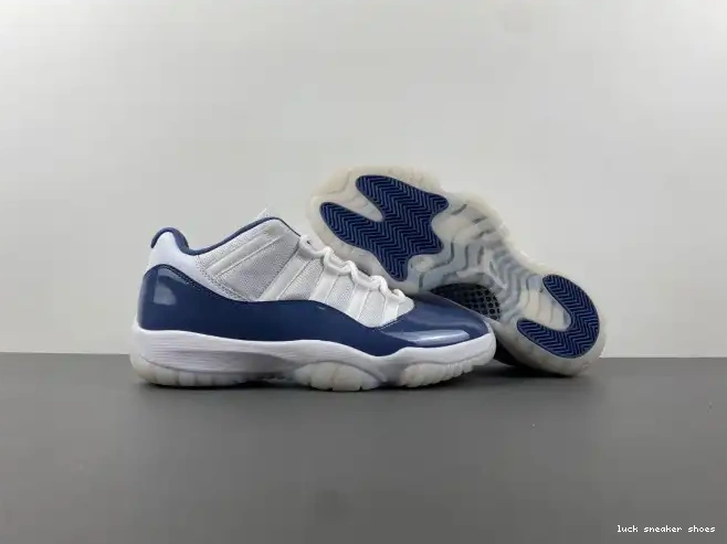 Reps LUCY 11 Jordan Low (2024) Navy Retro Midnight FV5104-104 0608